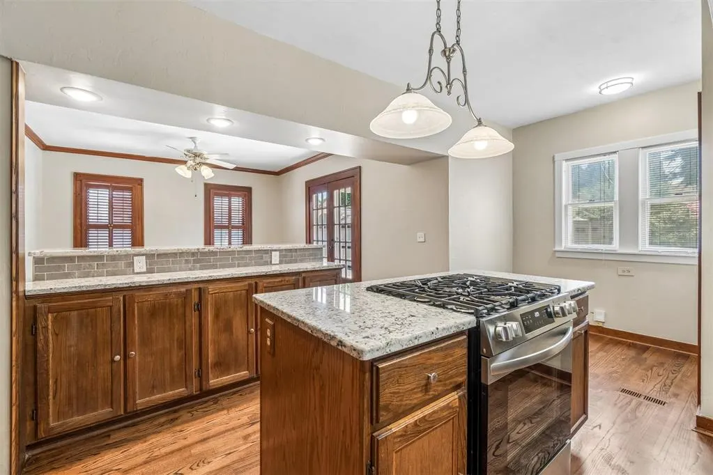 Photo 13 — 208 NW 17th Street, Oklahoma City, OK 73103