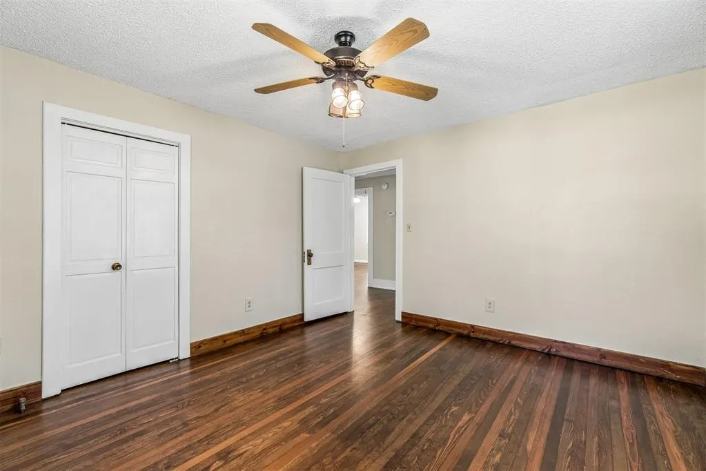 Photo 19 — 208 NW 17th Street, Oklahoma City, OK 73103