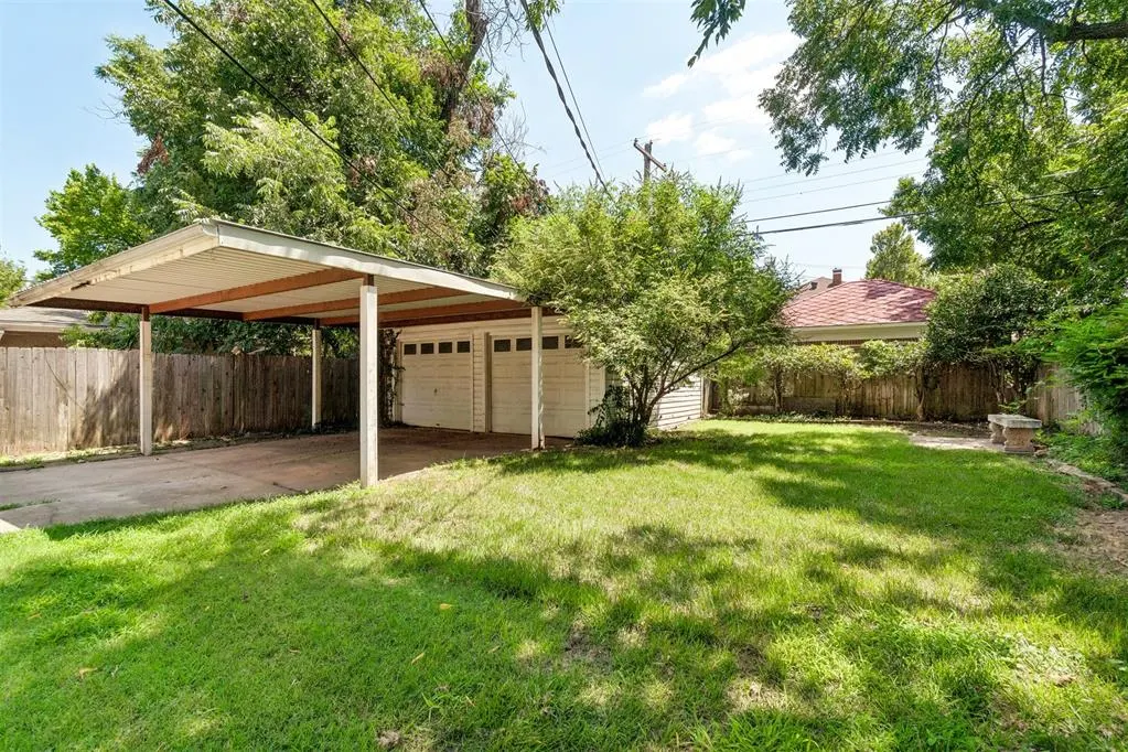 Photo 28 — 208 NW 17th Street, Oklahoma City, OK 73103