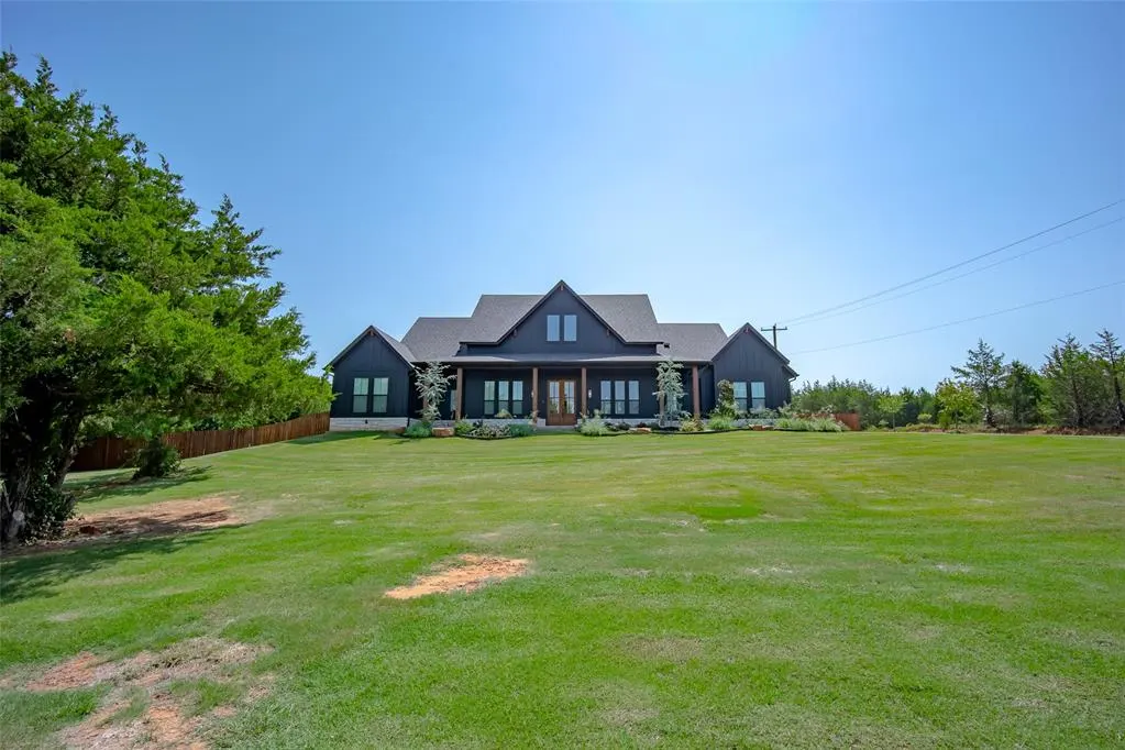 Front exterior — 20833 230th Street, Washington, OK 73093