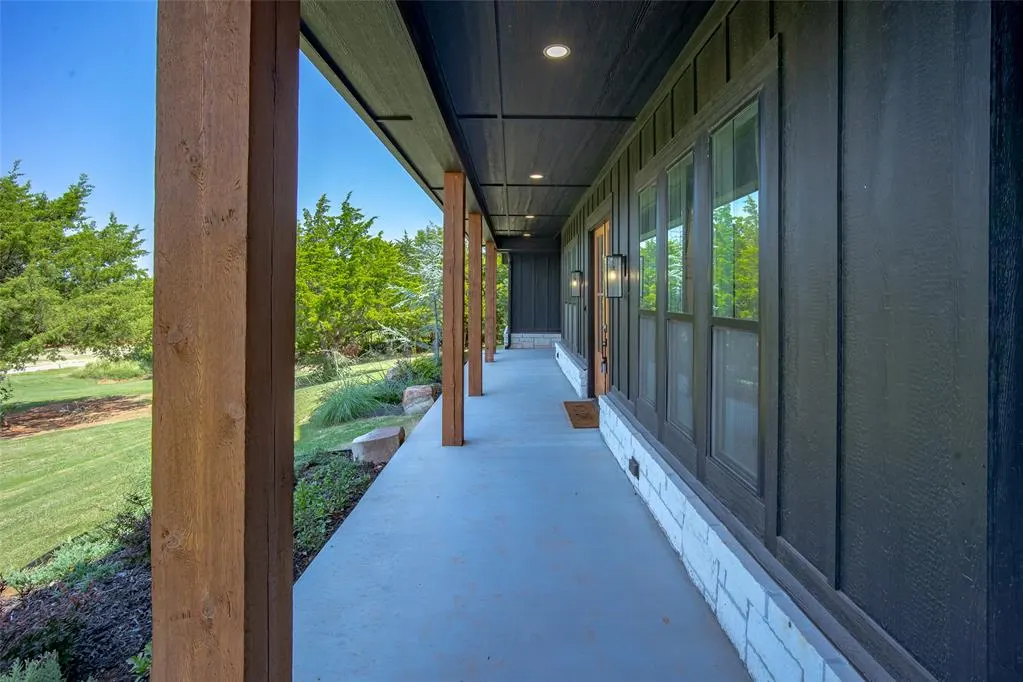Photo 7 — 20833 230th Street, Washington, OK 73093