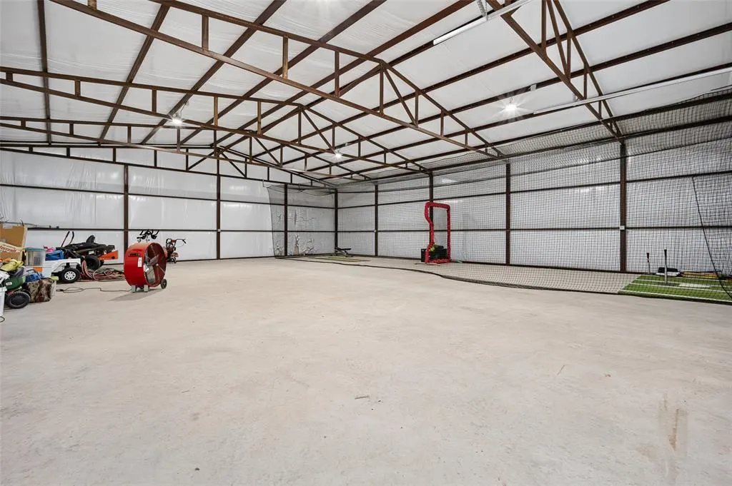 Photo 39 — 20833 230th Street, Washington, OK 73093