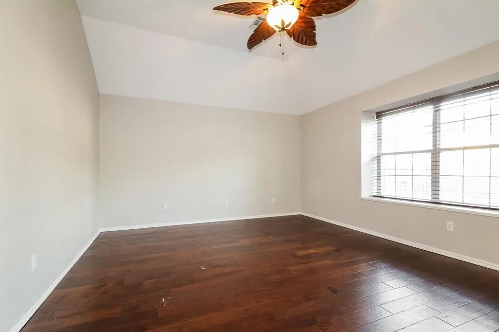 Photo 7 — 2809 Victoria Drive, Norman, OK 73072