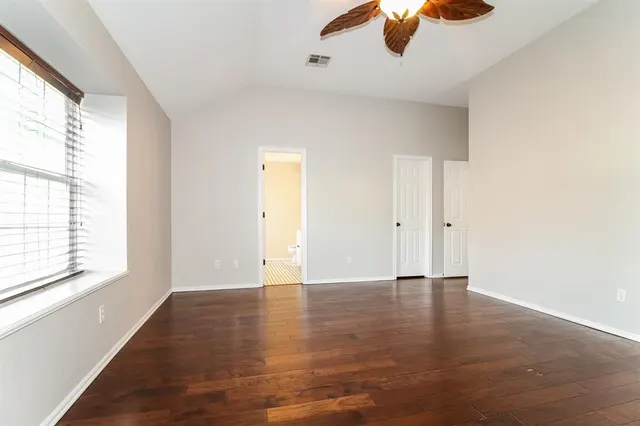 Photo 8 — 2809 Victoria Drive, Norman, OK 73072