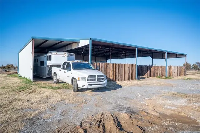 Photo 32 — 37588 Coker Road, Asher, OK 74826