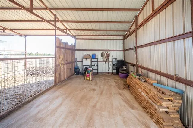Photo 37 — 37588 Coker Road, Asher, OK 74826