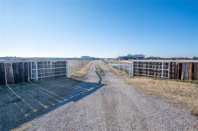 Photo 39 — 37588 Coker Road, Asher, OK 74826