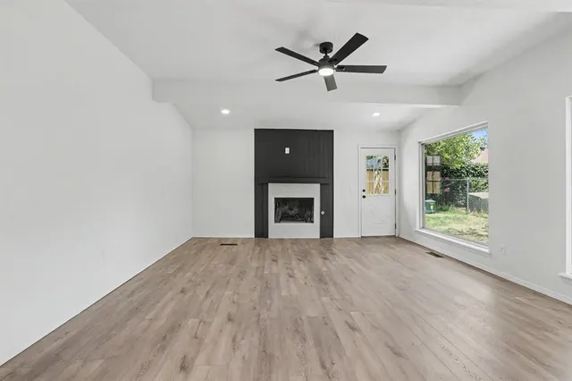 Photo 6 — 10333 Glascow Drive, Yukon, OK 73099