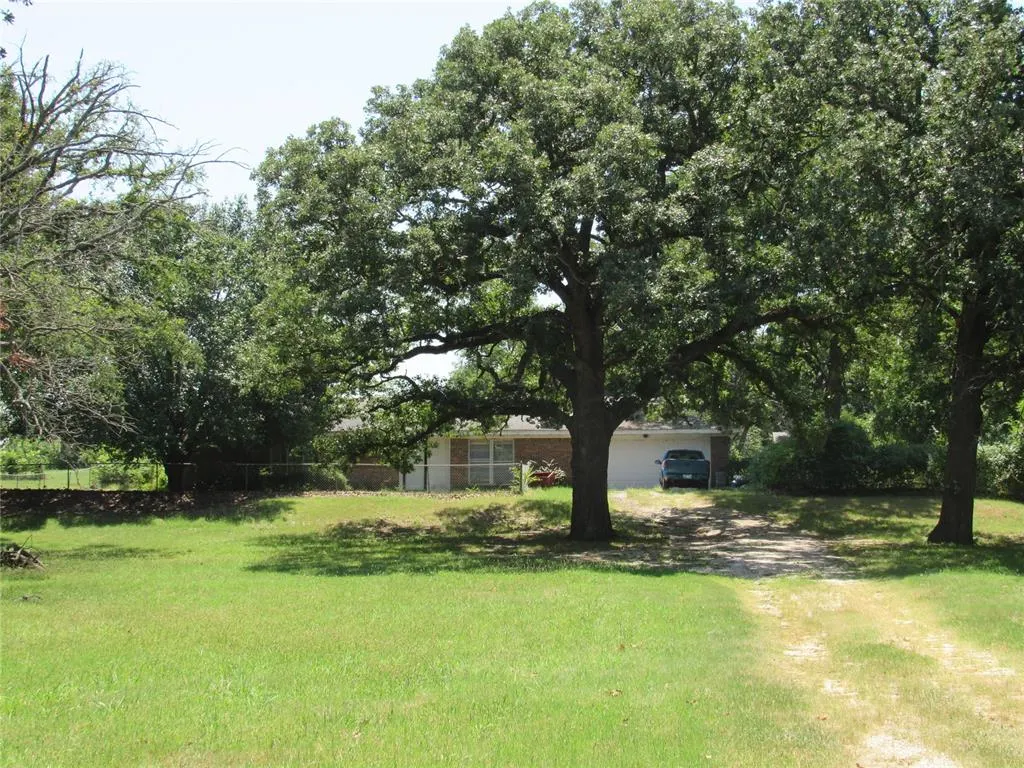 Front exterior — 51940 E Highway 19 Highway, Stratford, OK 74872