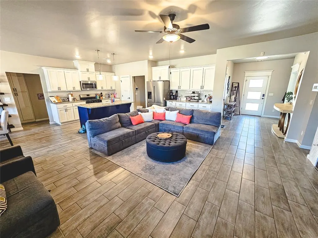 Photo 10 — 13525 NW 1st Terrace, Yukon, OK 73099