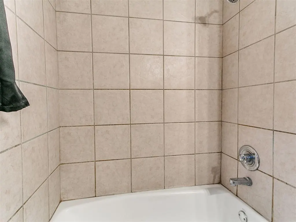 Photo 11 — 341 E Plantation Terrace, Mustang, OK 73064