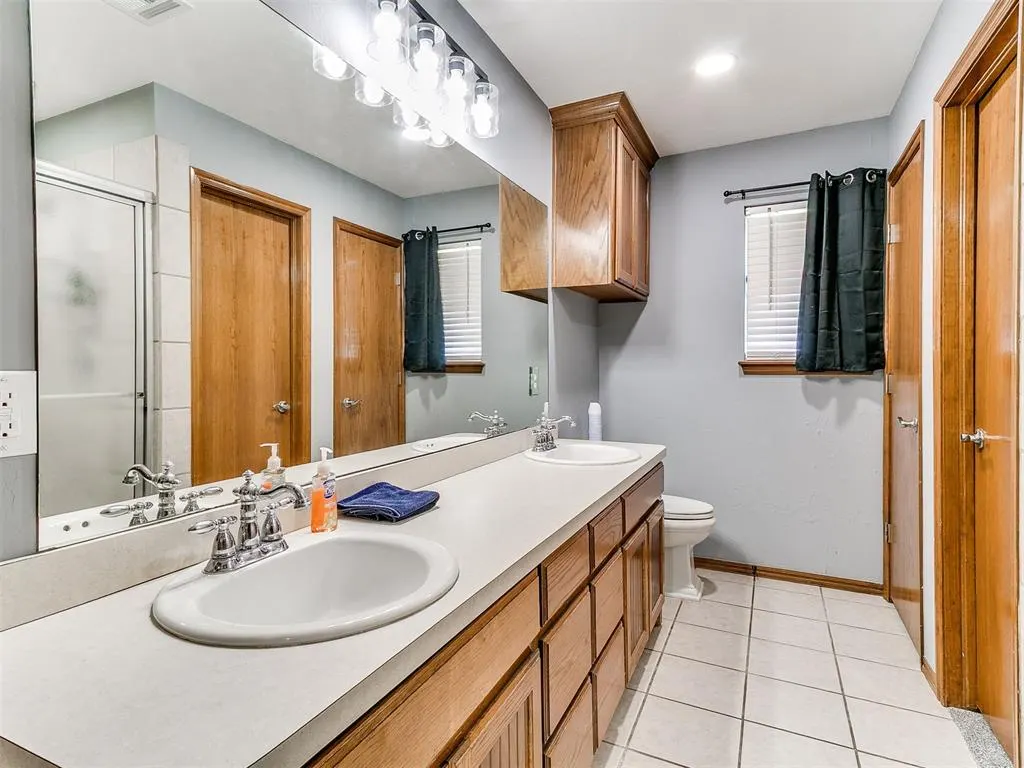 Photo 21 — 341 E Plantation Terrace, Mustang, OK 73064