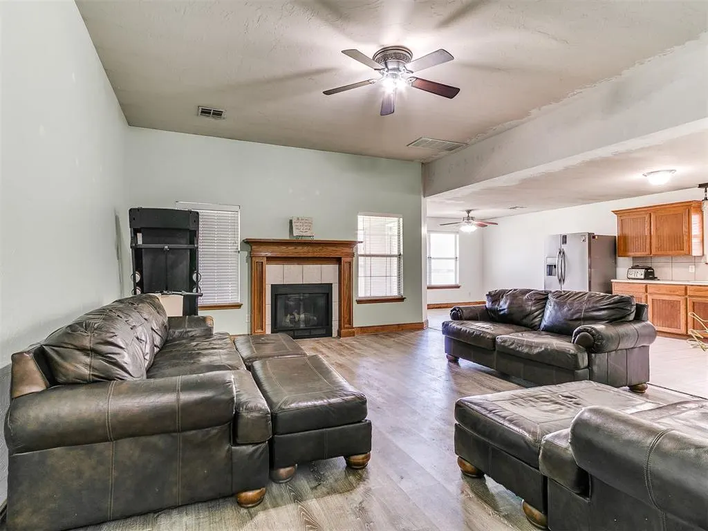 Photo 26 — 341 E Plantation Terrace, Mustang, OK 73064