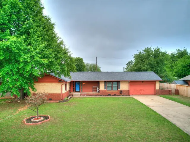 Photo 5 — 3117 Mockingbird Lane, Oklahoma City, OK 73110