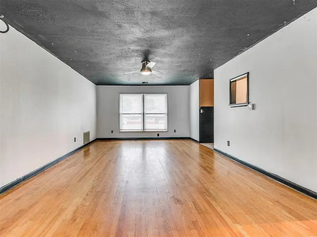Photo 8 — 3117 Mockingbird Lane, Oklahoma City, OK 73110