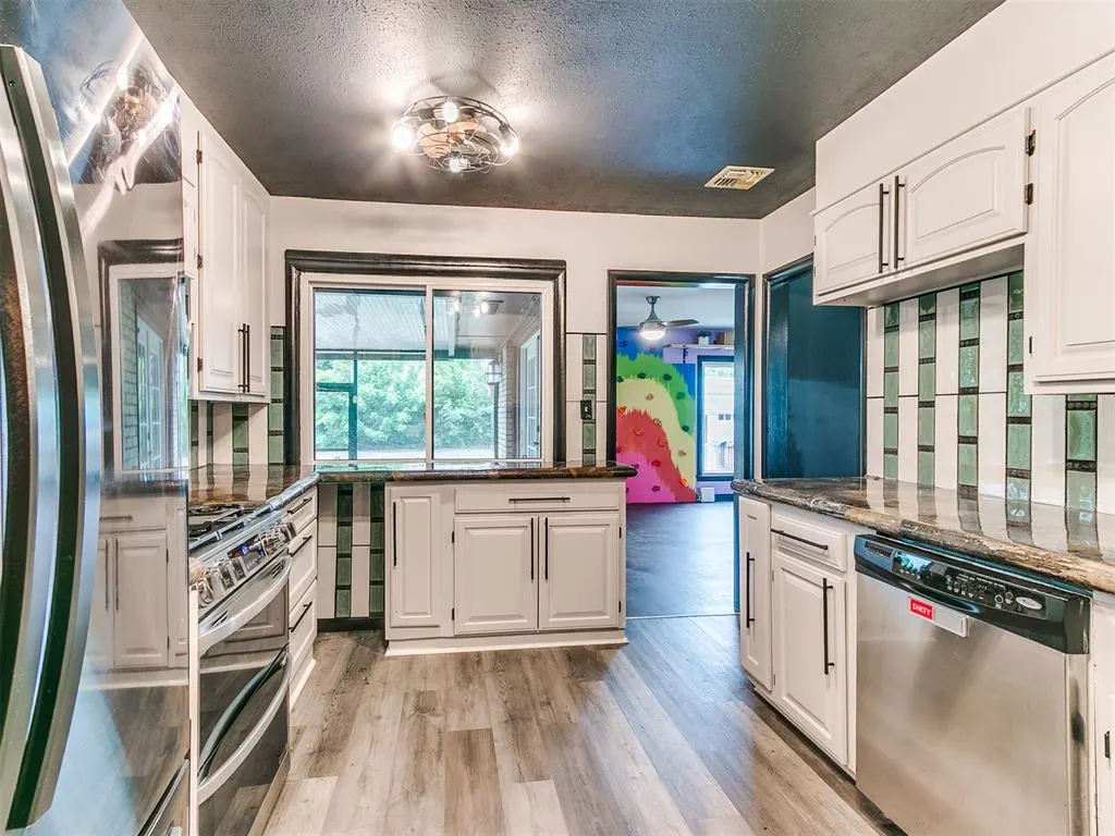 Photo 13 — 3117 Mockingbird Lane, Oklahoma City, OK 73110