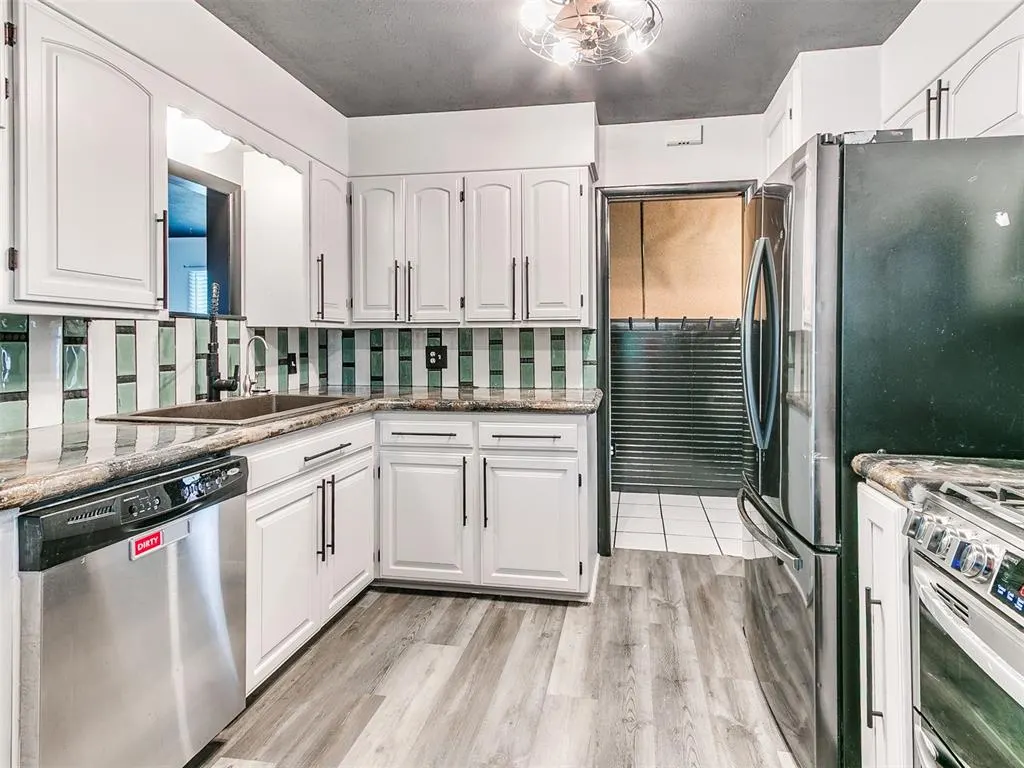 Photo 14 — 3117 Mockingbird Lane, Oklahoma City, OK 73110