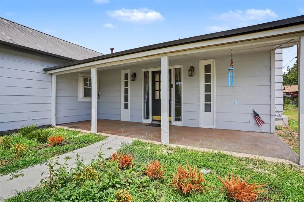 Photo 8 — 110 W Davis Street, Tipton, OK 73570