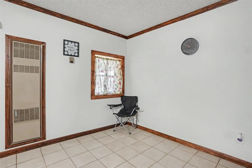 Photo 15 — 110 W Davis Street, Tipton, OK 73570