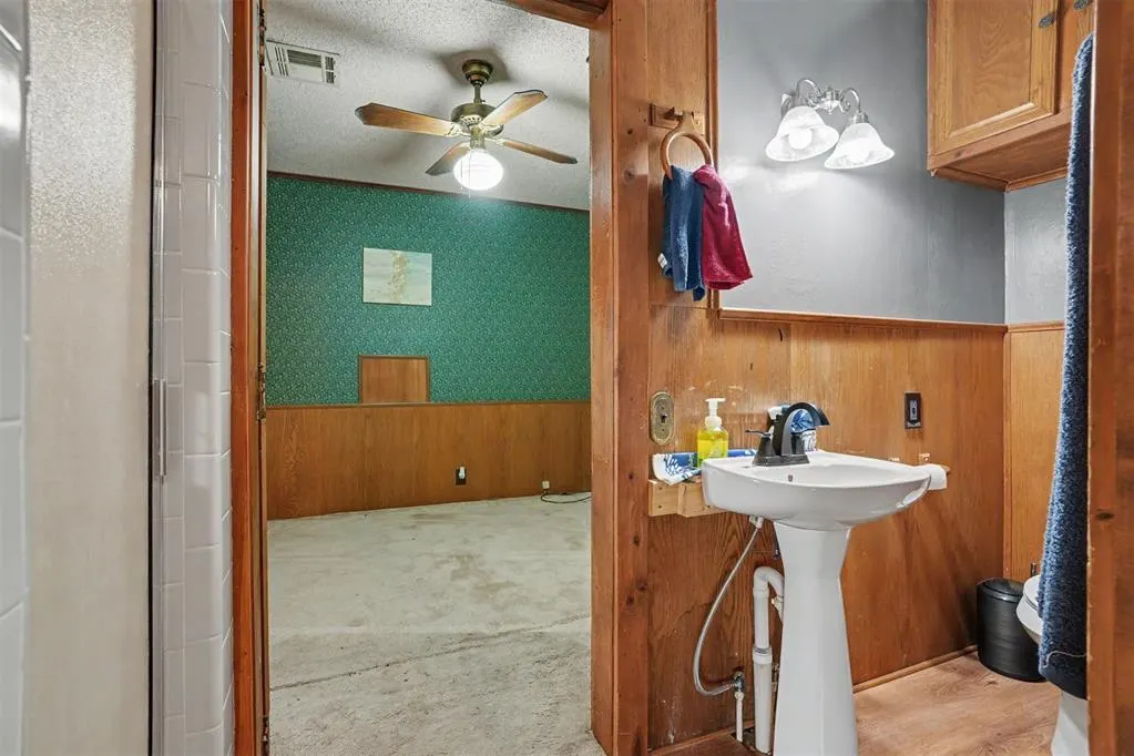 Photo 24 — 110 W Davis Street, Tipton, OK 73570