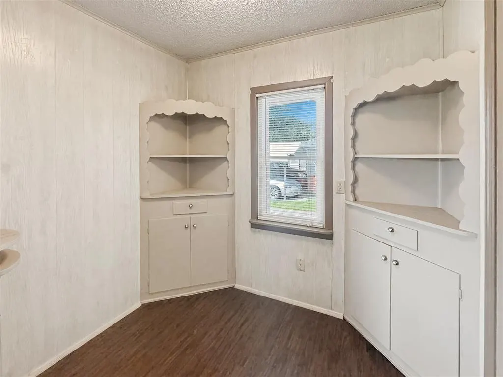 Photo 5 — 1411 S Reno Avenue, El Reno, OK 73036