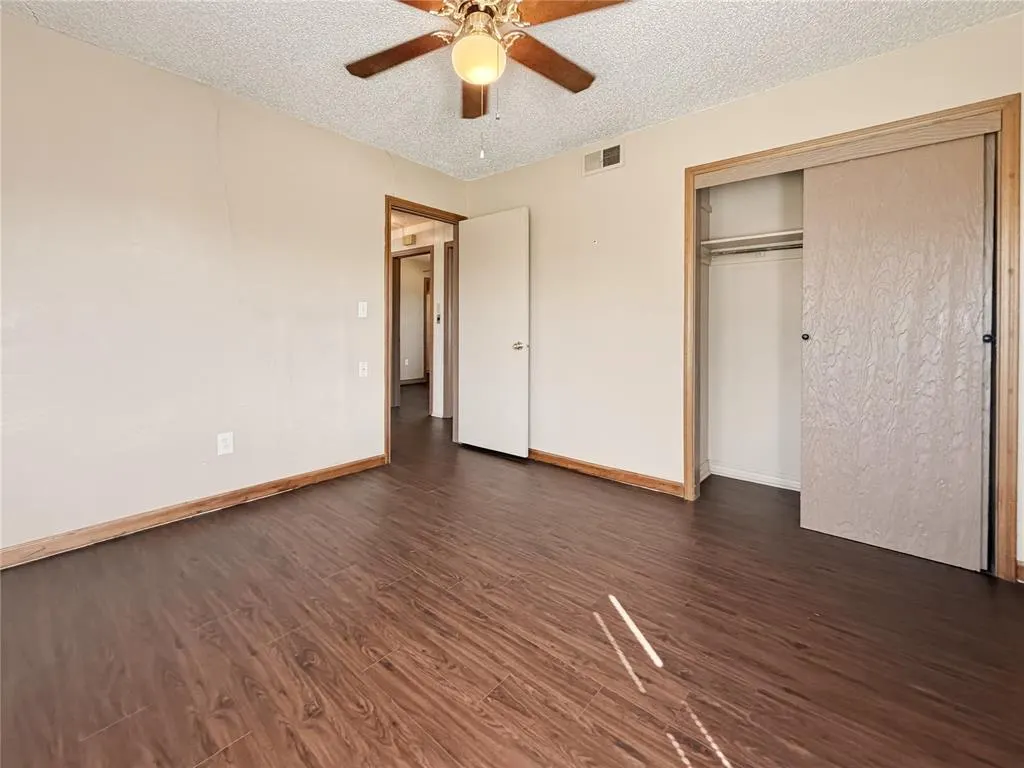 Photo 13 — 1411 S Reno Avenue, El Reno, OK 73036