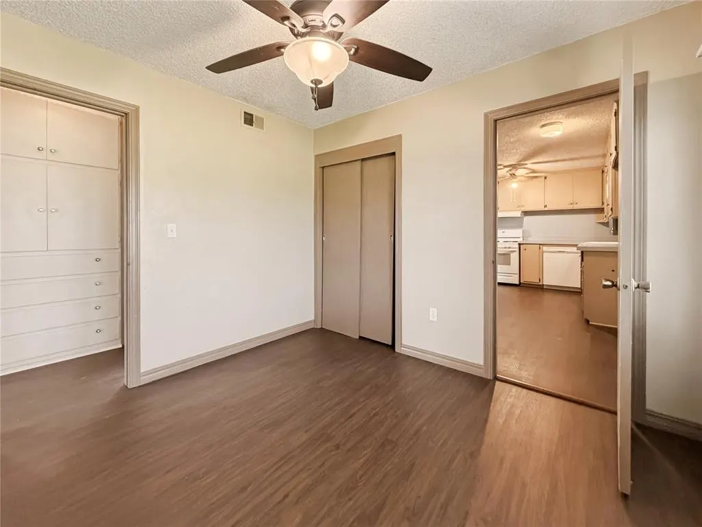 Photo 15 — 1411 S Reno Avenue, El Reno, OK 73036