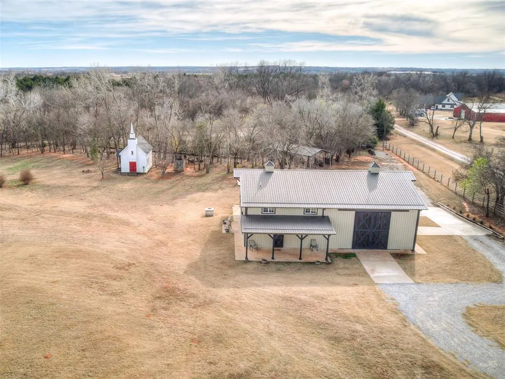 Front exterior — 18186 state highway 74b Highway, Washington, OK 73093