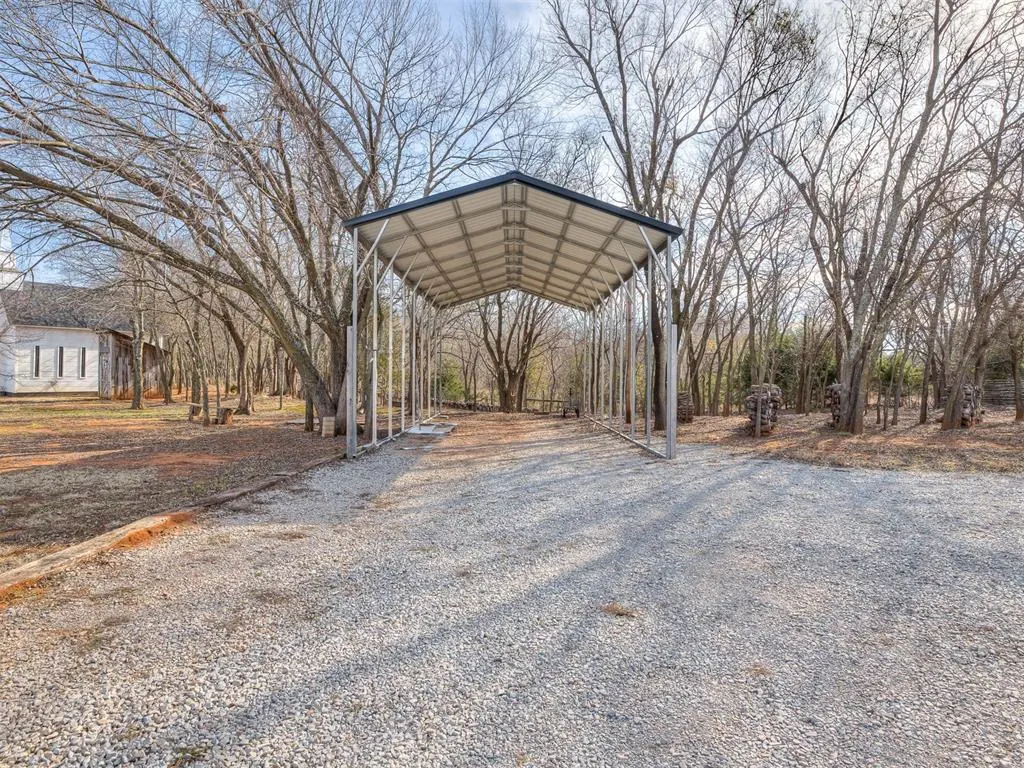 Photo 37 — 18186 state highway 74b Highway, Washington, OK 73093