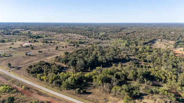 Photo 3 — 16645 Slaughterville Road, Lexington, OK 73051