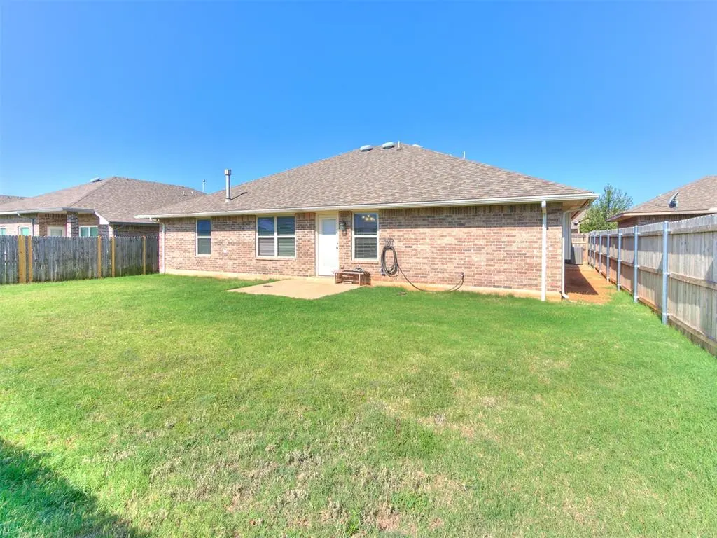 Photo 30 — 908 Laurel Creek Drive, Yukon, OK 73099