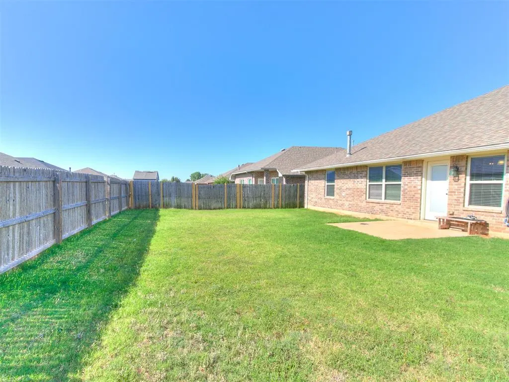Photo 31 — 908 Laurel Creek Drive, Yukon, OK 73099