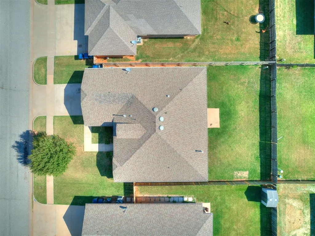 Photo 33 — 908 Laurel Creek Drive, Yukon, OK 73099
