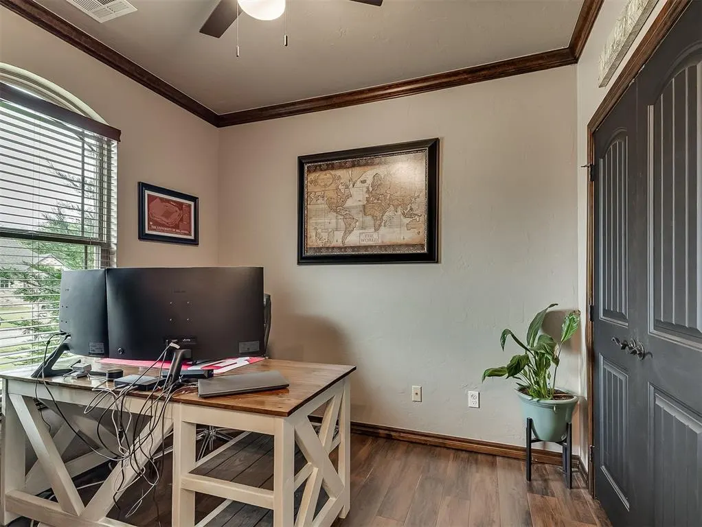 Photo 14 — 11928 SW 17th Street, Yukon, OK 73099