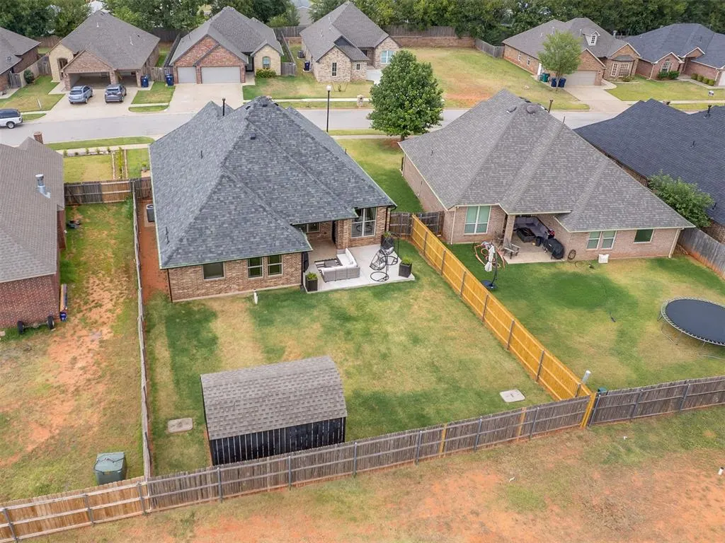 Photo 39 — 11928 SW 17th Street, Yukon, OK 73099