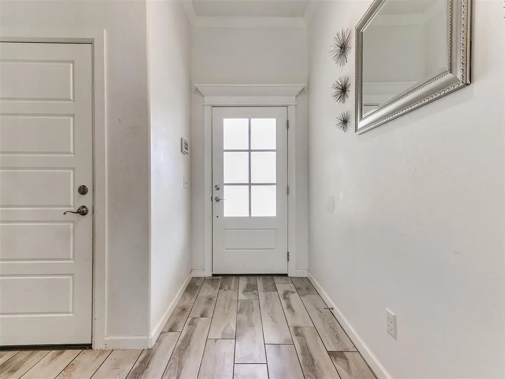 Photo 3 — 9225 NW 88th Street, Yukon, OK 73099