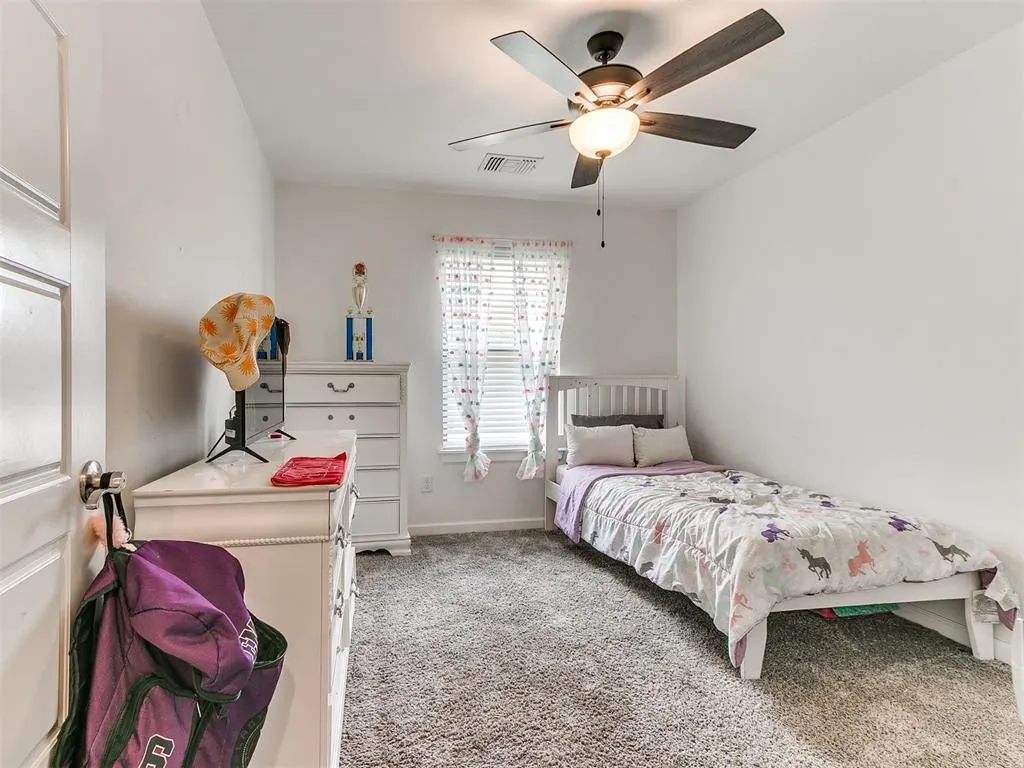 Photo 13 — 9225 NW 88th Street, Yukon, OK 73099
