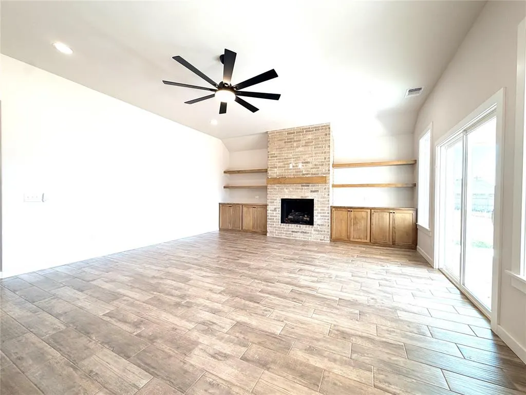 Photo 4 — 25102 Ethan Street, Cashion, OK 73016