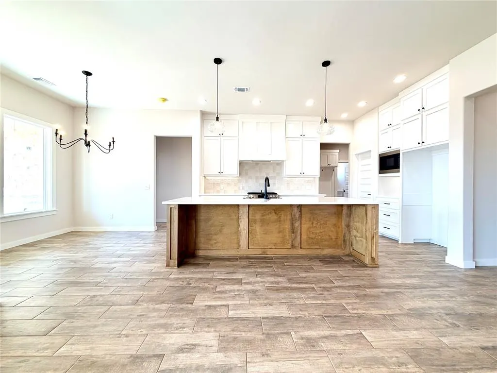 Photo 5 — 25102 Ethan Street, Cashion, OK 73016