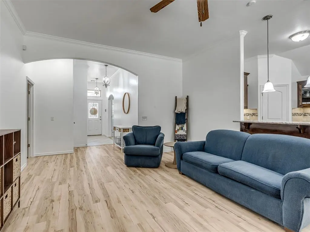 Photo 7 — 16201 Capulet Drive, Edmond, OK 73013