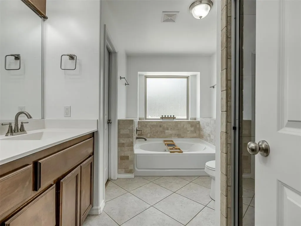 Photo 20 — 16201 Capulet Drive, Edmond, OK 73013