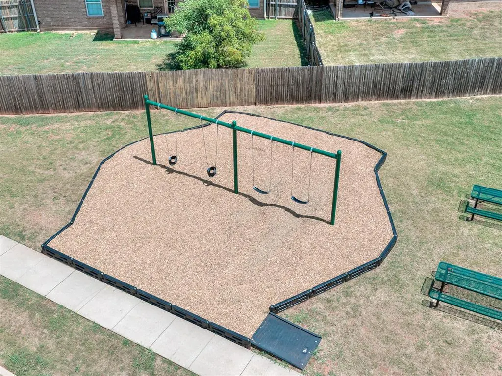 Photo 41 — 16201 Capulet Drive, Edmond, OK 73013