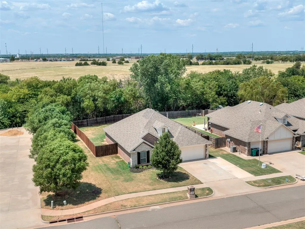 Photo 42 — 16201 Capulet Drive, Edmond, OK 73013