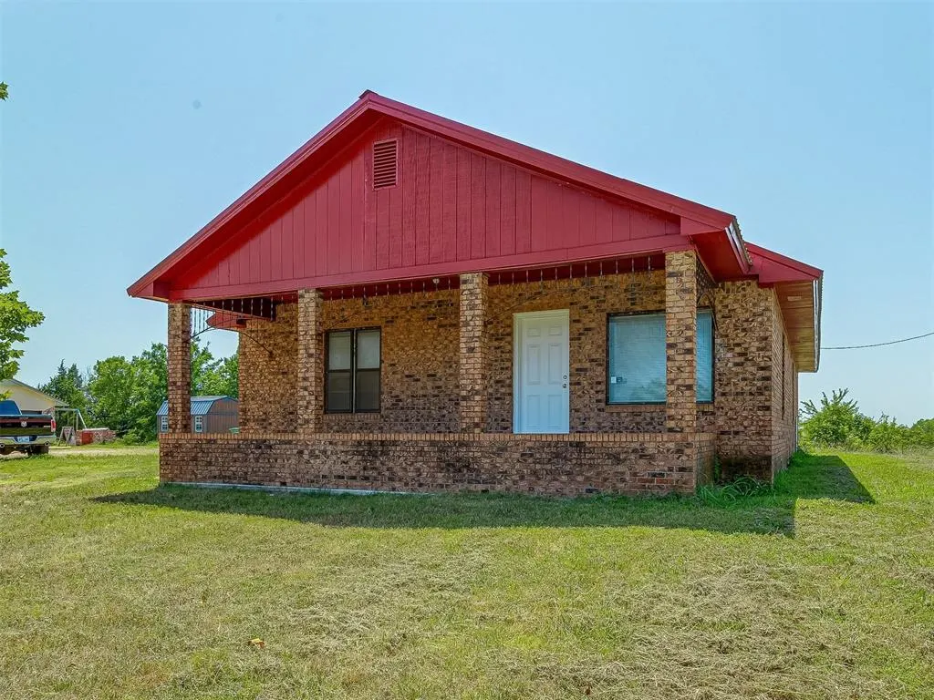 Photo 2 — 13205 Ns 3550 Road, Maud, OK 74854