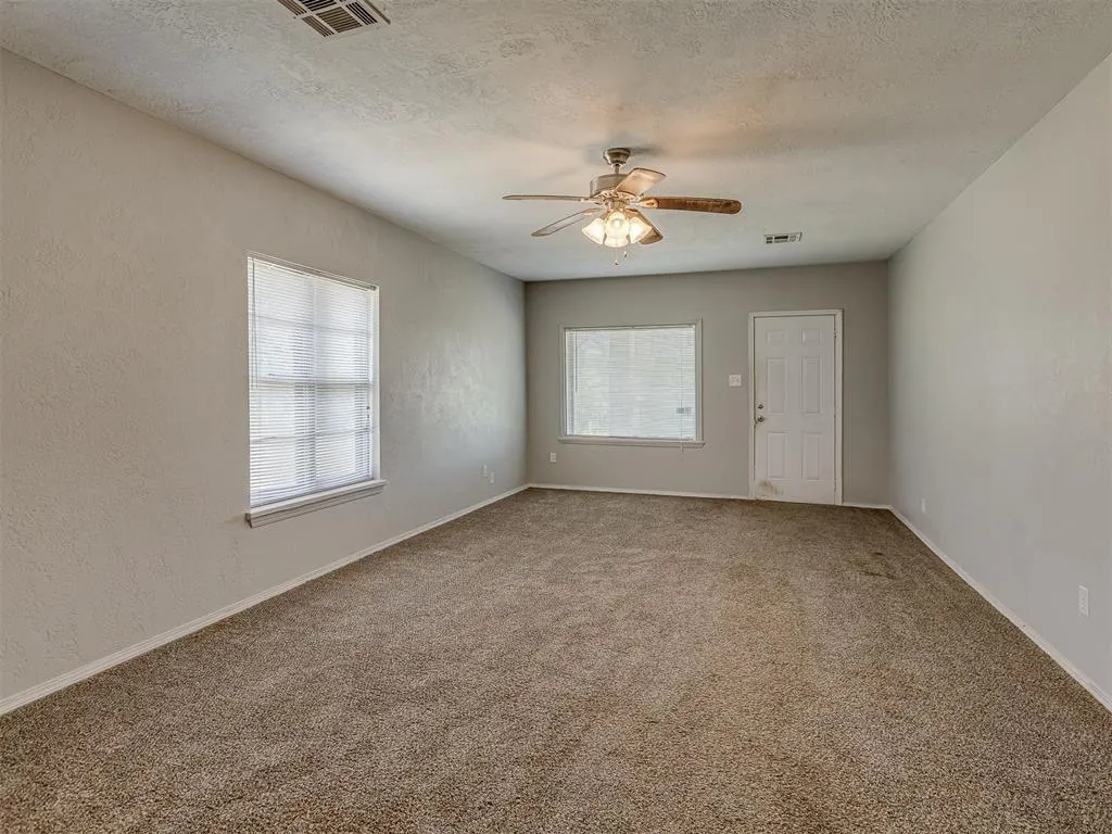 Photo 8 — 13205 Ns 3550 Road, Maud, OK 74854