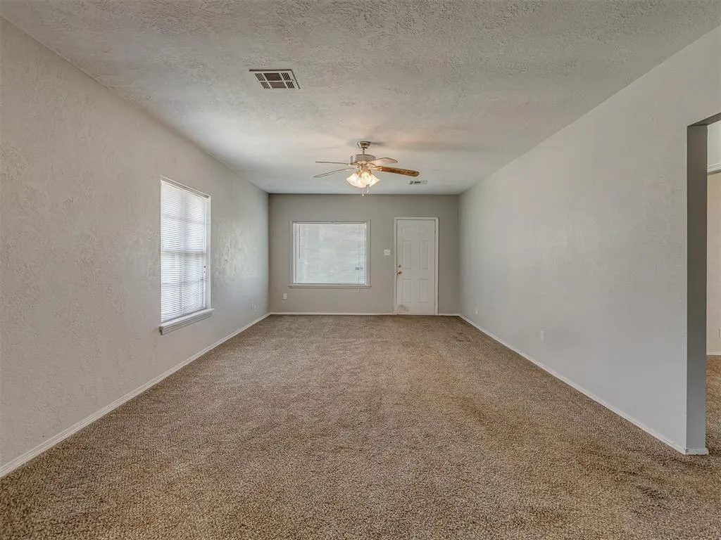 Photo 9 — 13205 Ns 3550 Road, Maud, OK 74854