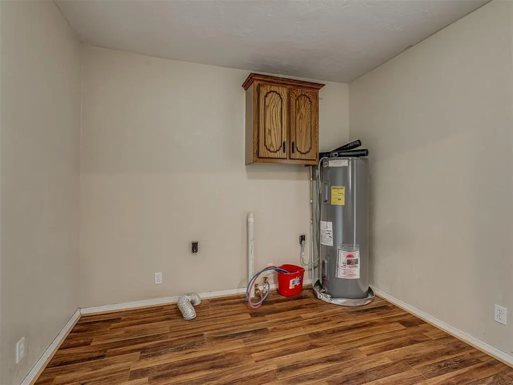 Photo 30 — 13205 Ns 3550 Road, Maud, OK 74854