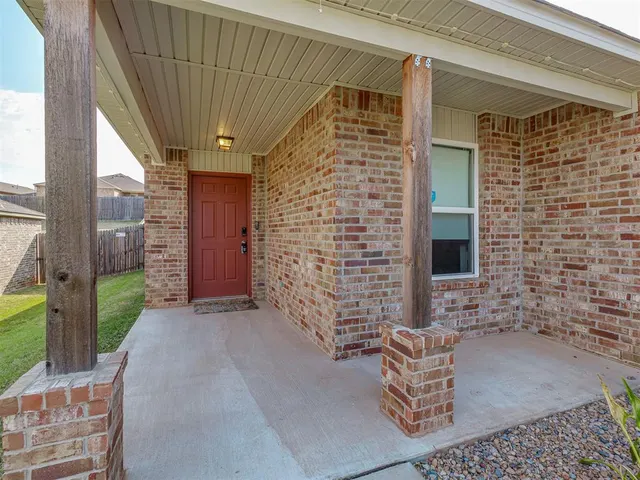 Photo 4 — 11721 NW 95th Street, Yukon, OK 73099