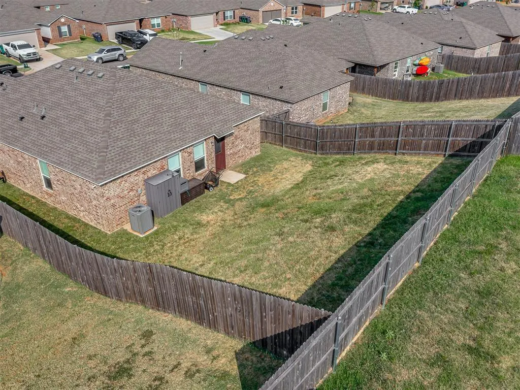 Photo 42 — 11721 NW 95th Street, Yukon, OK 73099