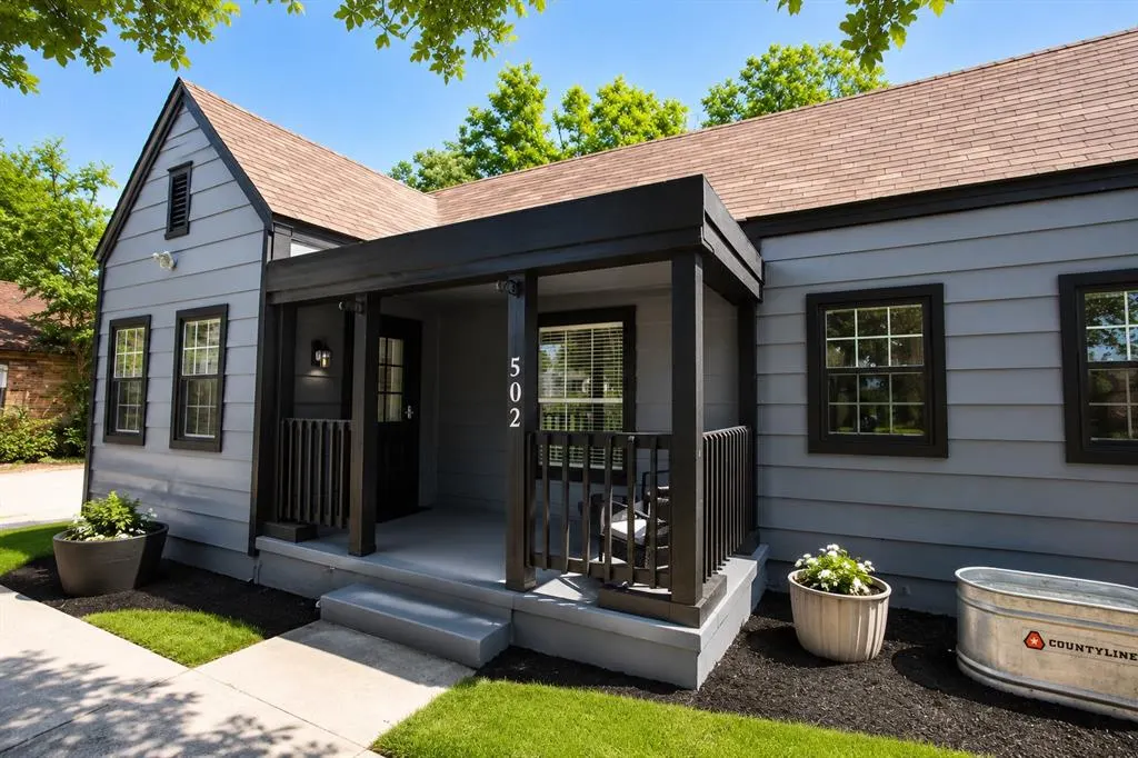 Front exterior — 502 W Broadway Street, Altus, OK 73521